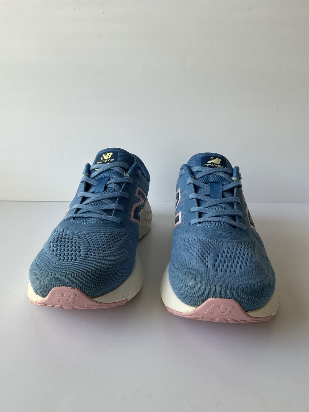 New Balance Fresh Foam X EVOZ v4 Women’s 9.5 Blue Pink Running Shoes - Picture 6 of 11